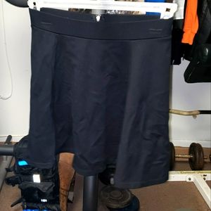 H&M Divided brand jr's sz small black skirt